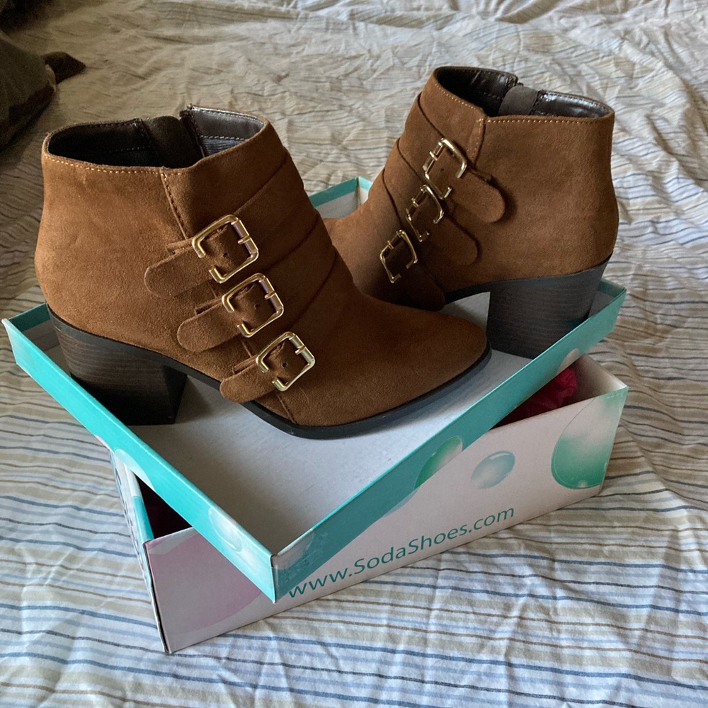 Brown suede booties! Never worn. Size 8